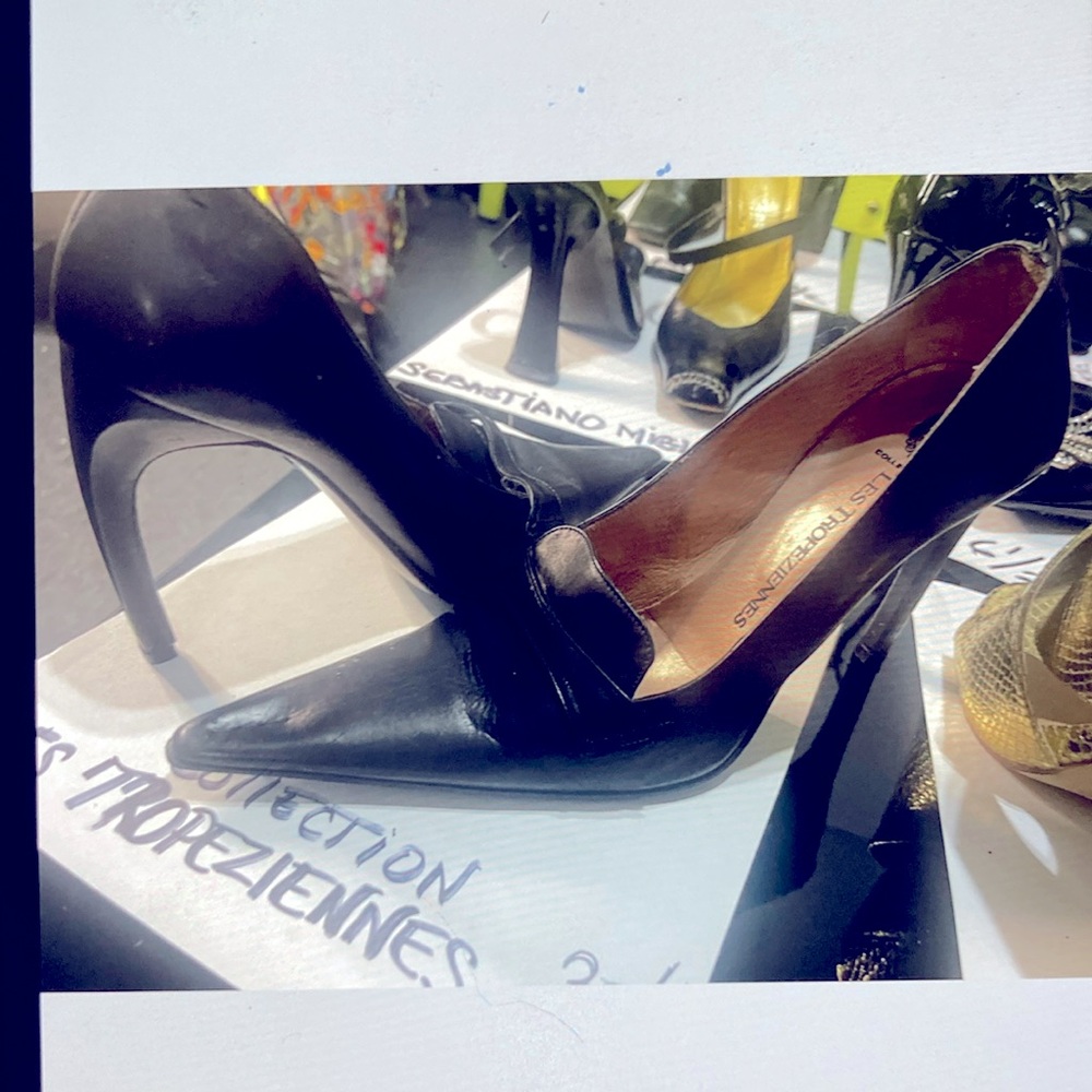 Tropeziennes pointy black heels w edgy heel size 6.5